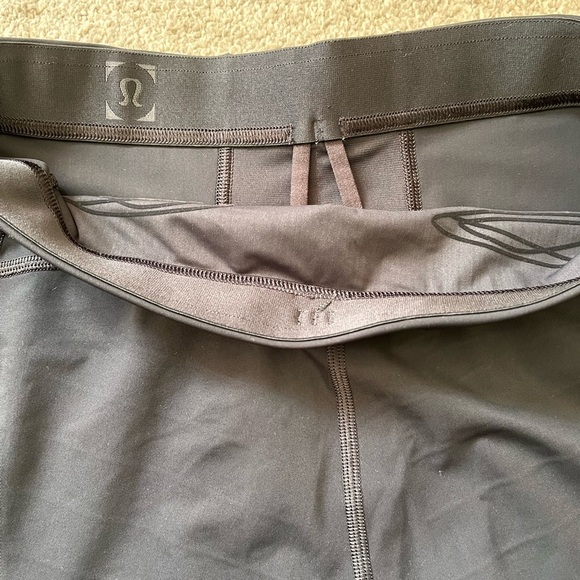 Mens Lululemon Surge Light Running Tights 27” Size Large - Picture 3 of 9